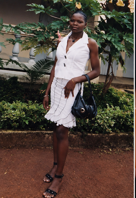 Portrait — tenue blanche